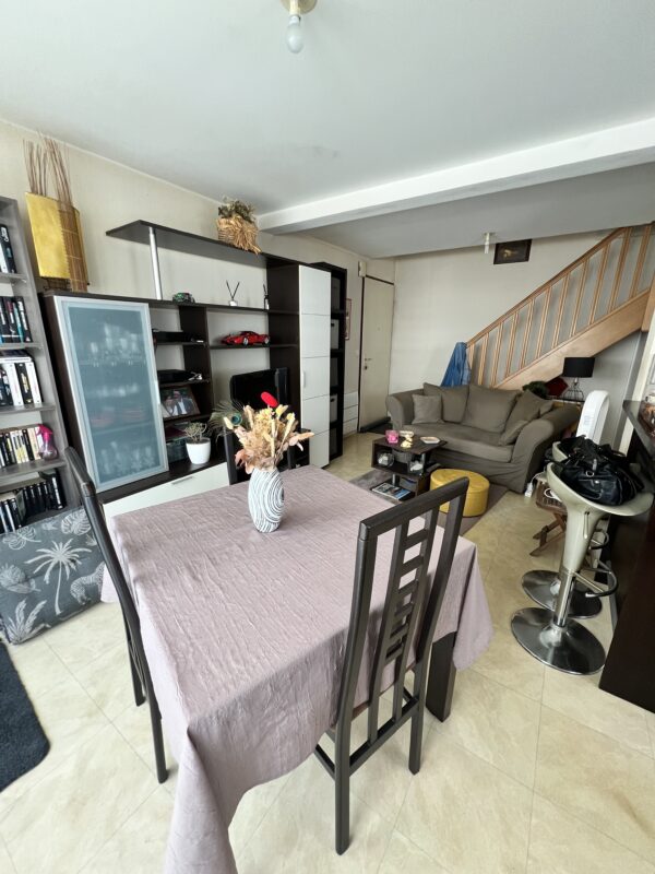 Appartement Duplex 3 pièces de 53m² avec terrasse